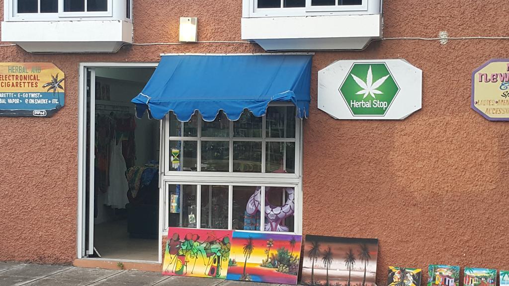 Studio 27 Ocho Rios Dış mekan fotoğraf